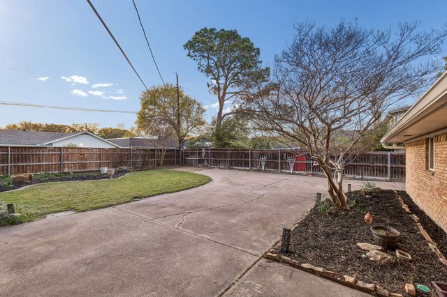 1709 Timbers Drive, Irving, TX 75061