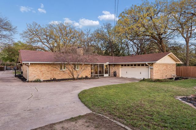 1709 Timbers Drive, Irving, TX 75061