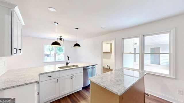 911 Hickory View Court NW, Marietta, GA 30064