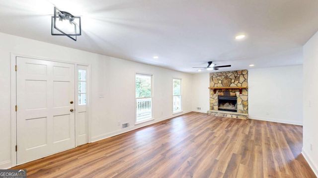 911 Hickory View Court NW, Marietta, GA 30064