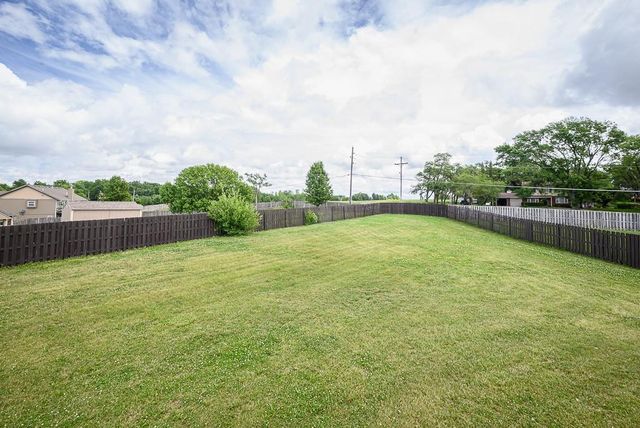 15506 Iron Creek Court, Basehor, KS 66007