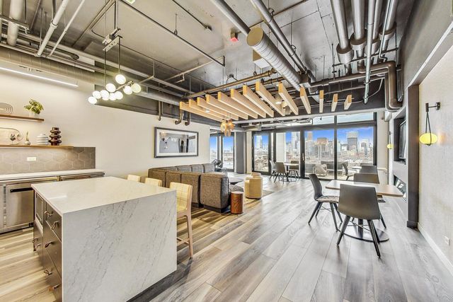 1530 S STATE Street 12N, Chicago, IL 60605