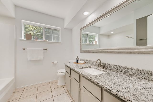 7492 E Northwest Highway 143, Dallas, TX 75231