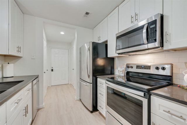 7492 E Northwest Highway 143, Dallas, TX 75231