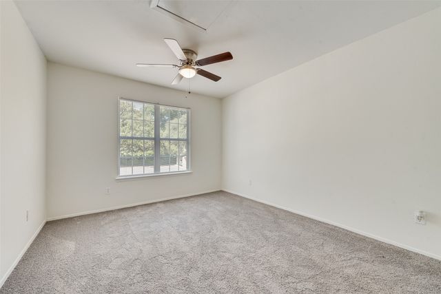 7492 E Northwest Highway 143, Dallas, TX 75231
