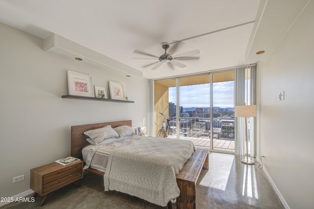 207 W CLARENDON Avenue B20, Phoenix, AZ 85013