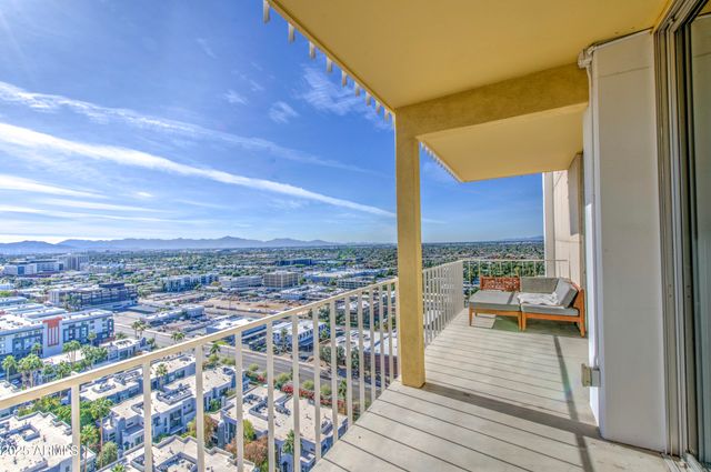 207 W CLARENDON Avenue B20, Phoenix, AZ 85013