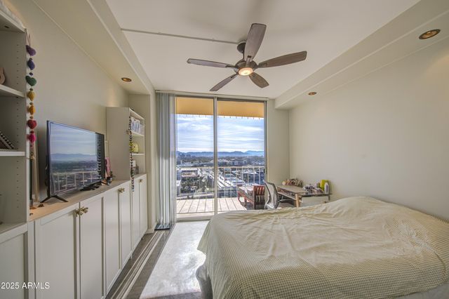 207 W CLARENDON Avenue B20, Phoenix, AZ 85013