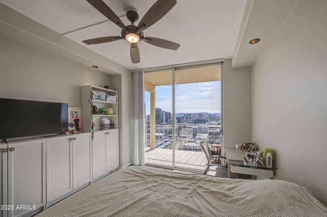 207 W CLARENDON Avenue B20, Phoenix, AZ 85013