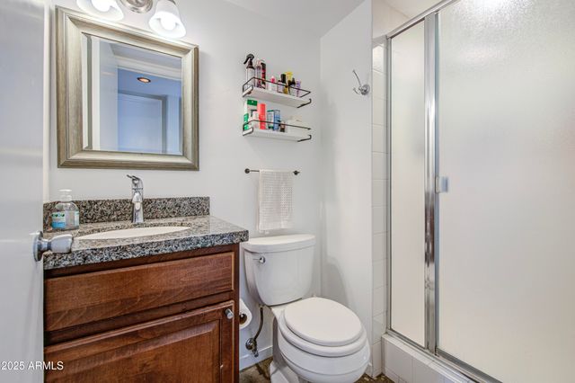 207 W CLARENDON Avenue B20, Phoenix, AZ 85013