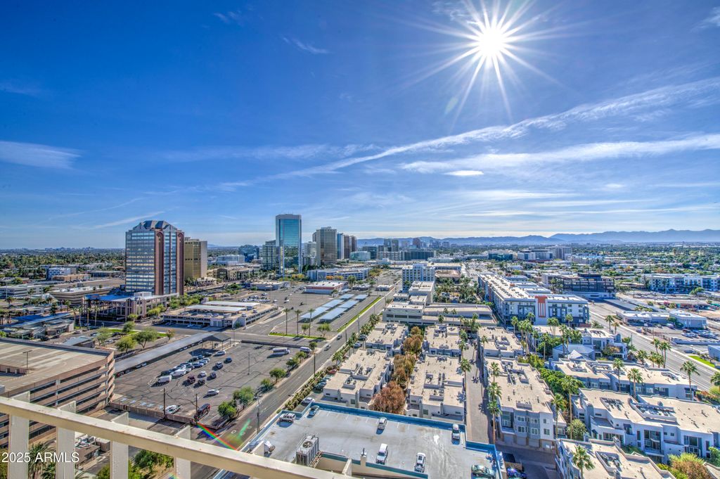 207 W CLARENDON Avenue B20, Phoenix, AZ 85013