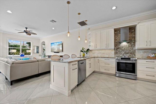 4241 Wellington Shores Drive, Wellington, FL 33449