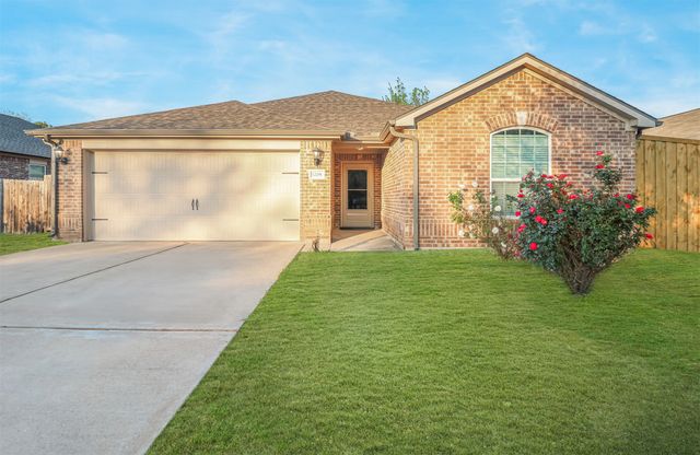 1208 Bluff View Drive, Hutchins, TX 75141