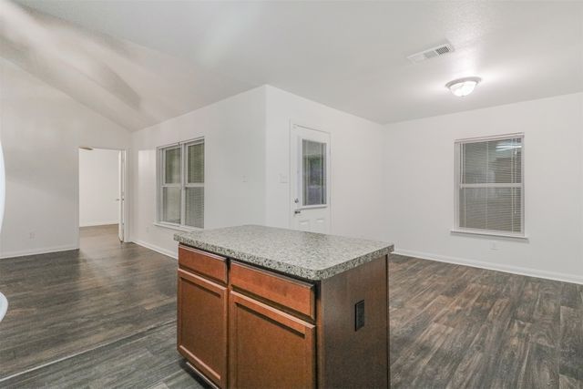 1208 Bluff View Drive, Hutchins, TX 75141