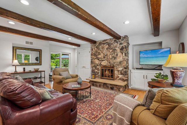 N93W5780 Dorchester DRIVE, Cedarburg, WI 53012