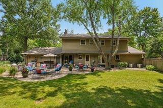 N93W5780 Dorchester DRIVE, Cedarburg, WI 53012