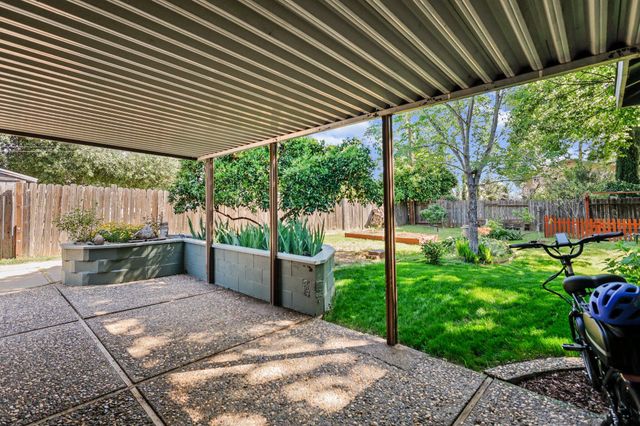 3431 Alexander Drive, Redding, CA 96002