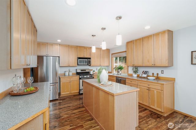 261 Blaine Drive SE, Renton, WA 98056