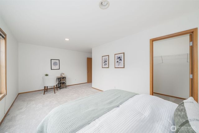 261 Blaine Drive SE, Renton, WA 98056