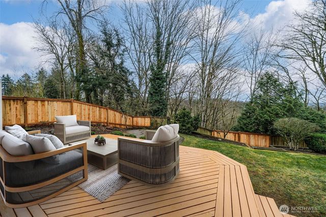 261 Blaine Drive SE, Renton, WA 98056