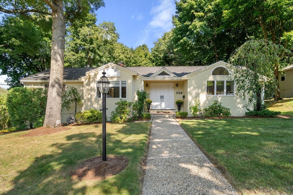 230 Upland Ave, Newton, MA 02461