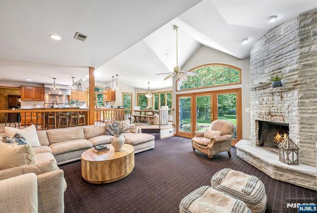 411 Snyder Road, Wyckoff, NJ 07481