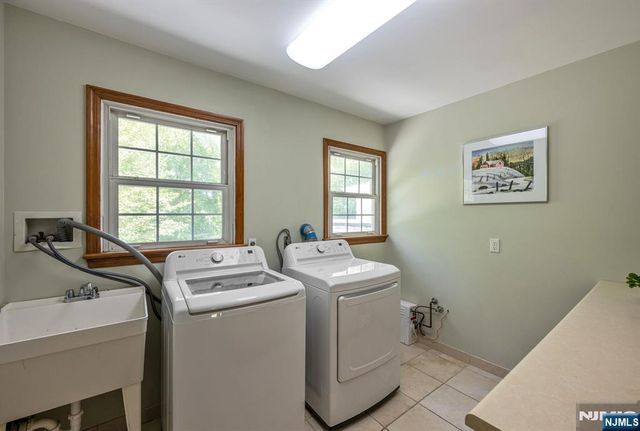 411 Snyder Road, Wyckoff, NJ 07481
