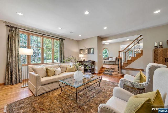 411 Snyder Road, Wyckoff, NJ 07481