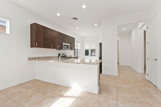 9189 SW Pepoli Way, Port St. Lucie, Port St Lucie, FL 34987