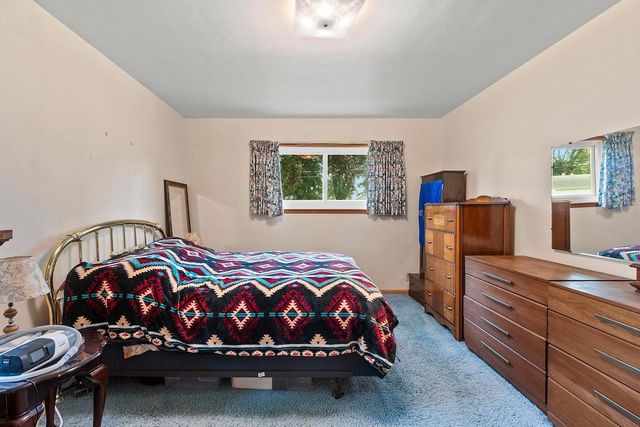 244 E PULASKI STREET, Pulaski, WI 54162