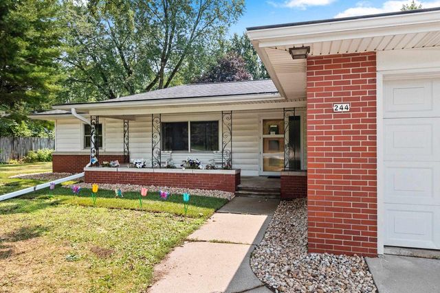 244 E PULASKI STREET, Pulaski, WI 54162