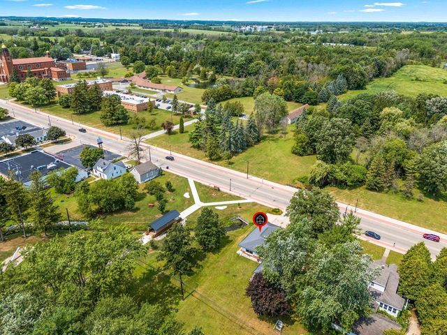 244 E PULASKI STREET, Pulaski, WI 54162