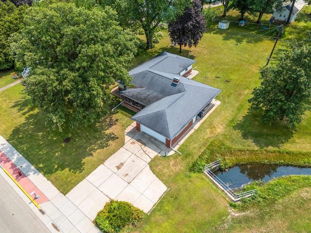 244 E PULASKI STREET, Pulaski, WI 54162