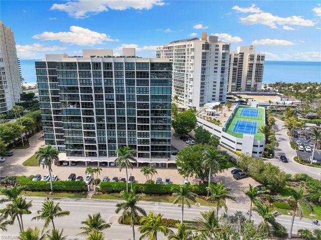 4031 Gulf Shore BLVD N 7D, Naples, FL 34103