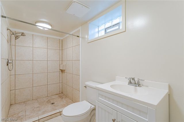 10800 Vernon Avenue, Garfield Heights, OH 44125