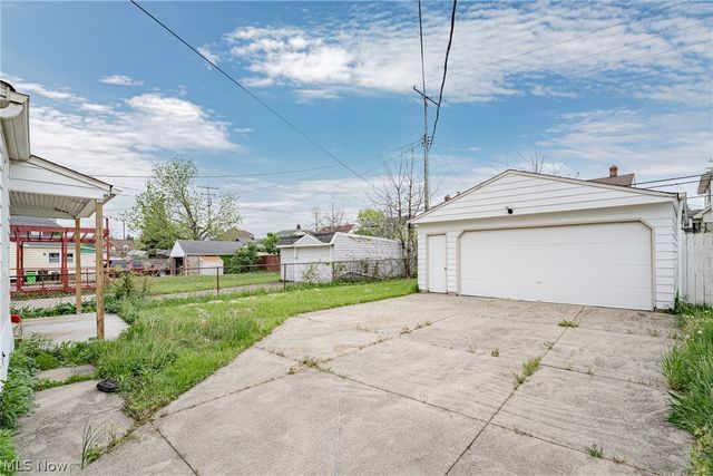 10800 Vernon Avenue, Garfield Heights, OH 44125