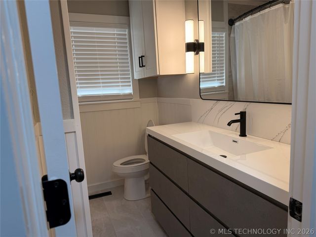 2516 Dakota Avenue, Muskogee, OK 74403