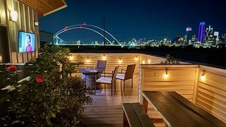 381 E Greenbriar Lane 304, Dallas, TX 75203