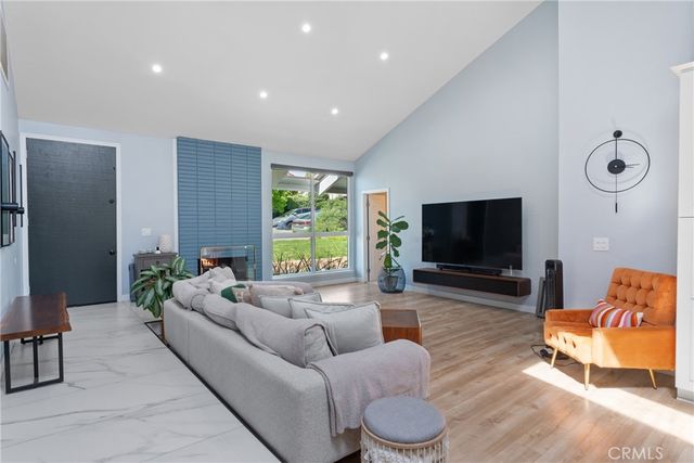 23930 Sapphire Canyon, Diamond Bar, CA 91765