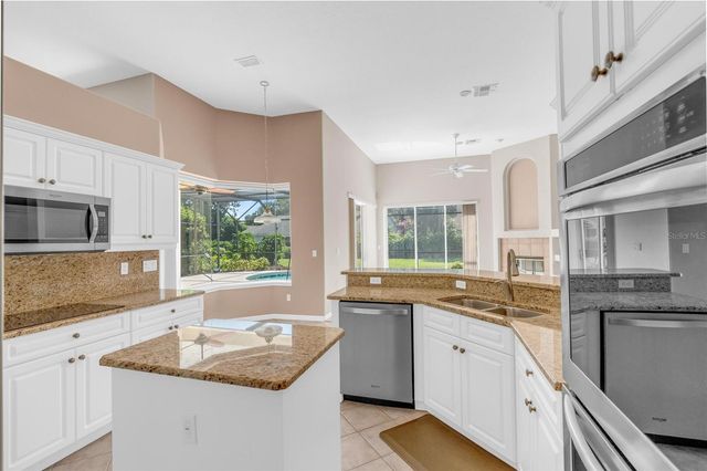 3865 WINDING LAKE CIRCLE, Orlando, FL 32835