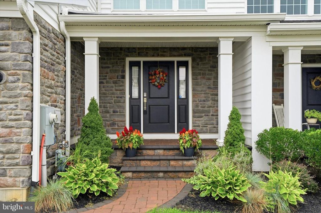 69 LAVENDER DR, YARDLEY, PA 19067 — photo 2