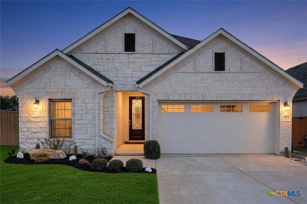 305 Teakmill Trail, San Marcos, TX 78666