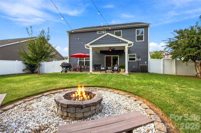 7337 Adirondack Drive, Denver, NC 28037