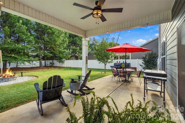 7337 Adirondack Drive, Denver, NC 28037