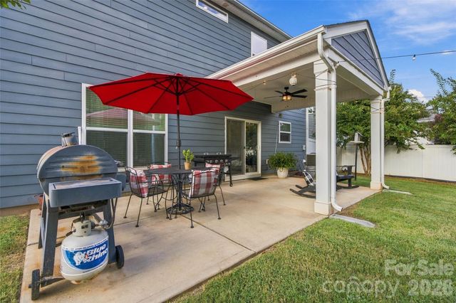 7337 Adirondack Drive, Denver, NC 28037