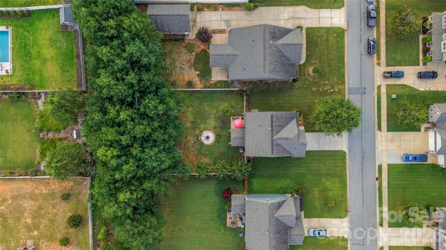 7337 Adirondack Drive, Denver, NC 28037