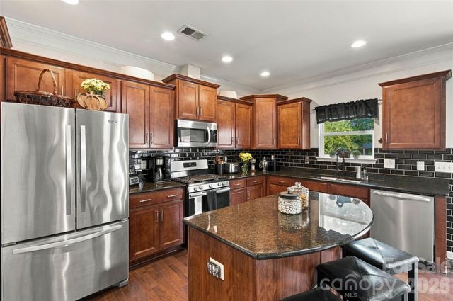7337 Adirondack Drive, Denver, NC 28037