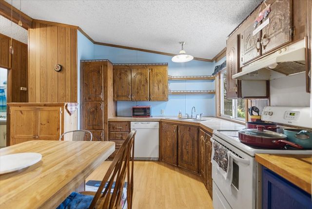 842 Vz County Road 4414, Canton, TX 75103