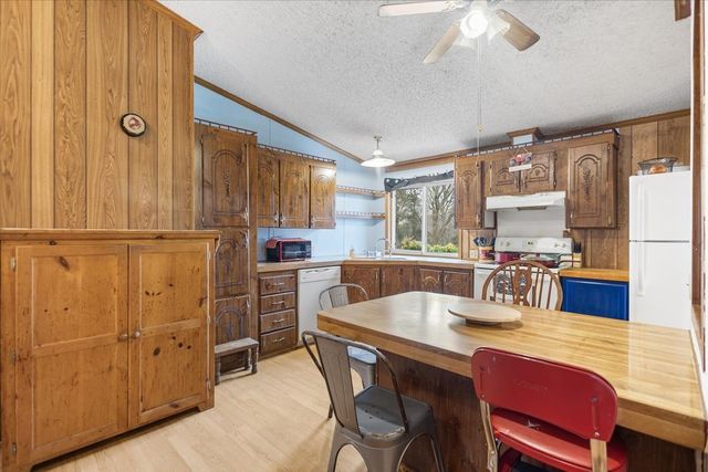 842 Vz County Road 4414, Canton, TX 75103