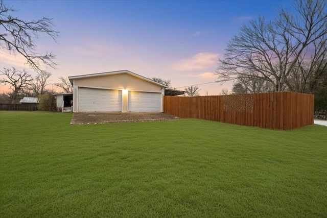 842 Vz County Road 4414, Canton, TX 75103
